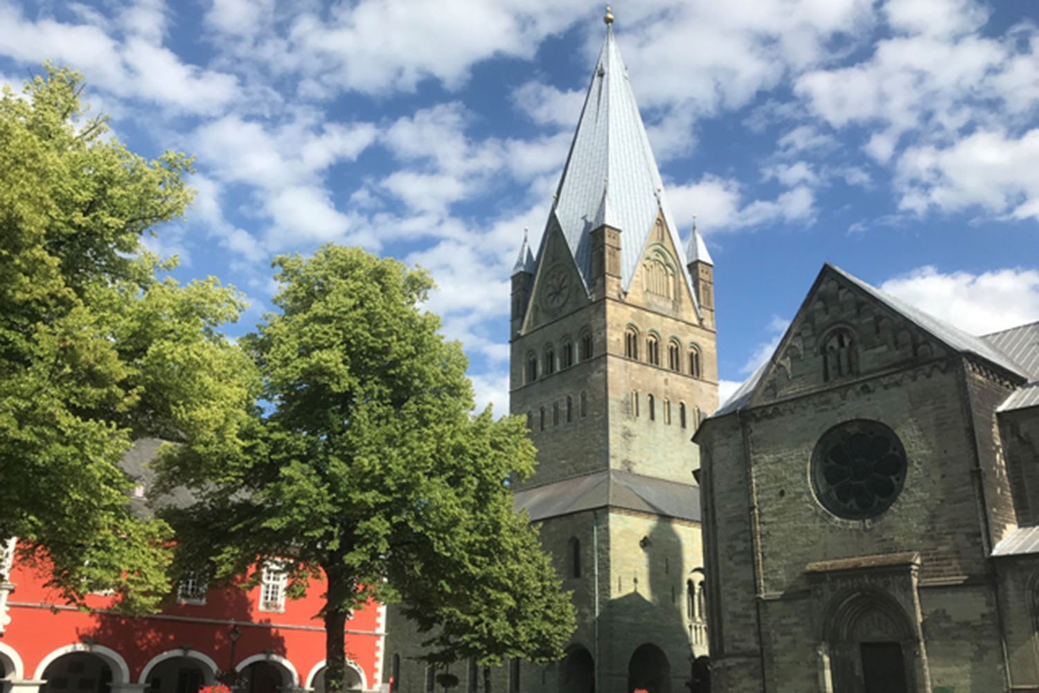 Die Außenansicht des Patrokli Dom in Soest